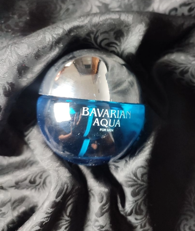 ادکلن باواریان آکوآ